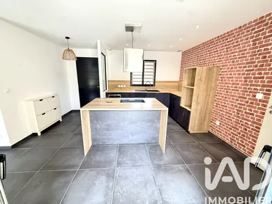 House in Allan (26780)