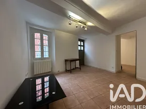Apartment in Hyères (83400)