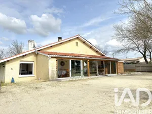 Maison à polignac (17210)