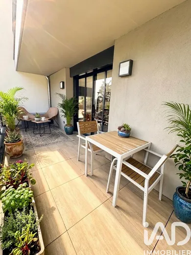 Apartment in Limonest (69760)