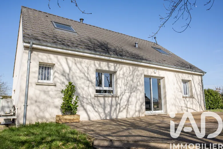 Maison 5 pièces 116 m² · à Oison · 116 m² · 210 000 €