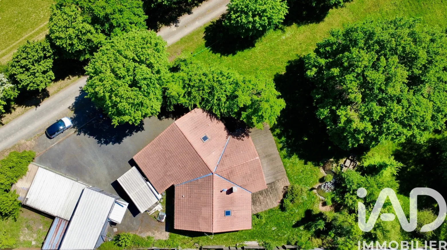 Vente maison à ESSARTS EN BOCAGE (85140) : maison 6 pièces 184 m² - 2108376 — 2