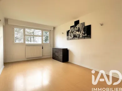 Appartement à Mont-Saint-Aignan (76130)