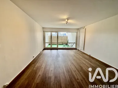 Apartment in Noisy-le-Grand (93160)