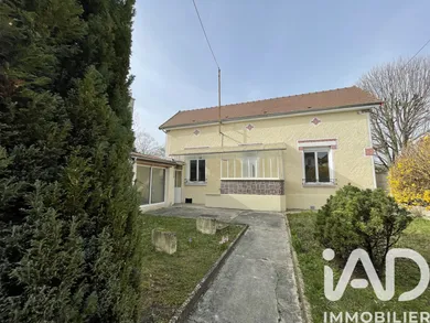 House in Troyes (10000)