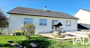 Detached house in Louverné (53950)