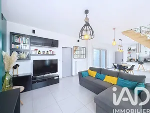 Maison à Coutiches (59310)