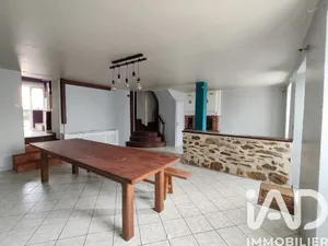 Village house in Préaux (53340)