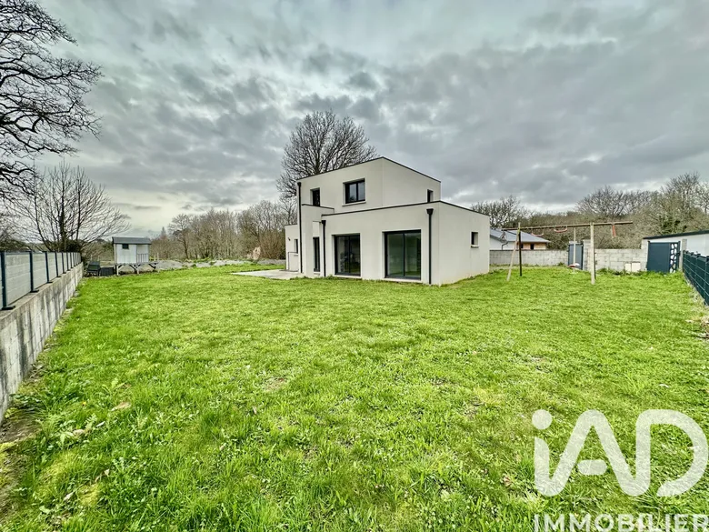 Maison 6 pièces 126 m² · à La Forêt-Fouesnant · 126 m² · 427 000 €