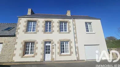 Townhouse in Guerlesquin (29650)