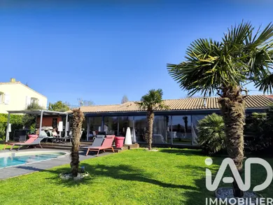 Maison traditionnelle à Bourgneuf (17220)