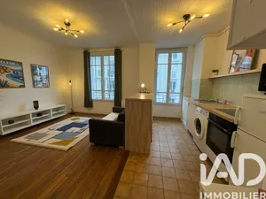 Apartment in Vanves (92170)