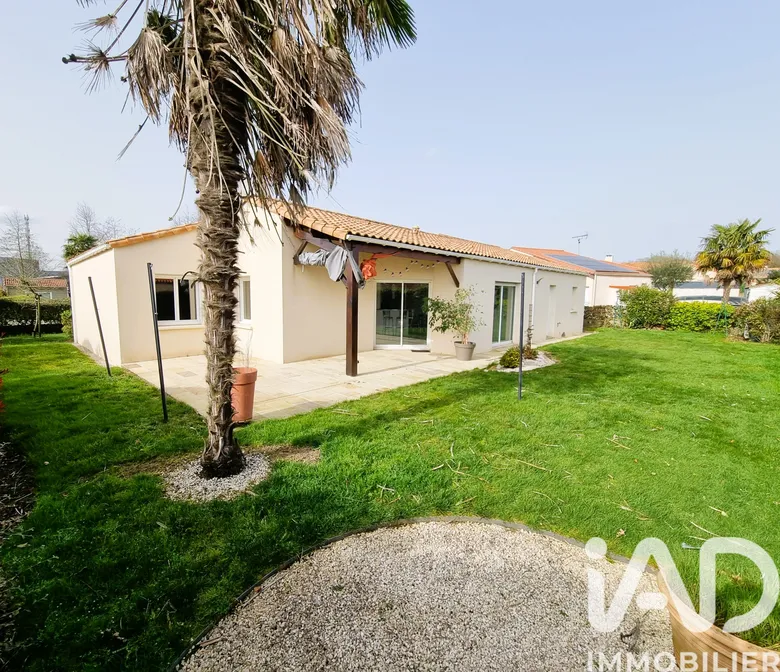 Maison 6 pièces 121 m² · à Les Herbiers · 121 m² · 289 000 €