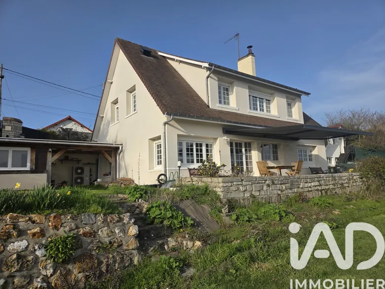 Maison 7 pièces 148 m² · à Saint-Aubin-lès-Elbeuf · 148 m² · 343 500 €