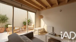 Apartment in Bordeaux (33100)
