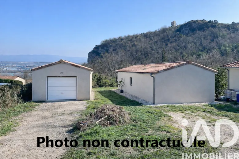 Terrain à Soyons (07130) · 119 000 €