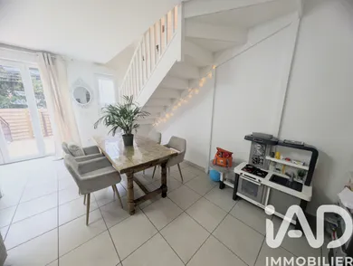 Townhouse in Cogolin (83310)