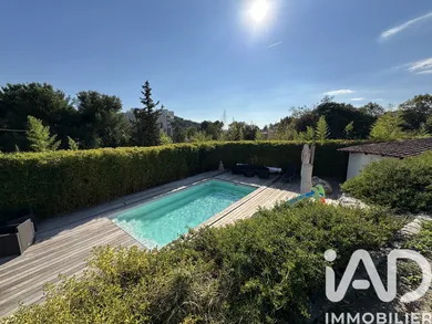 Maison à Marseille (13015)