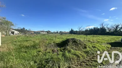 Terrain à bâtir à saint savin (33920)