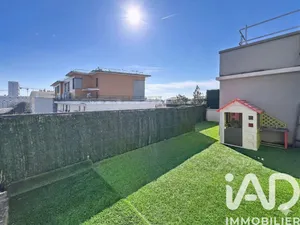 Apartment in Antony (92160)