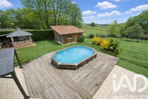 Maison traditionnelle à Lugaignac (33420)