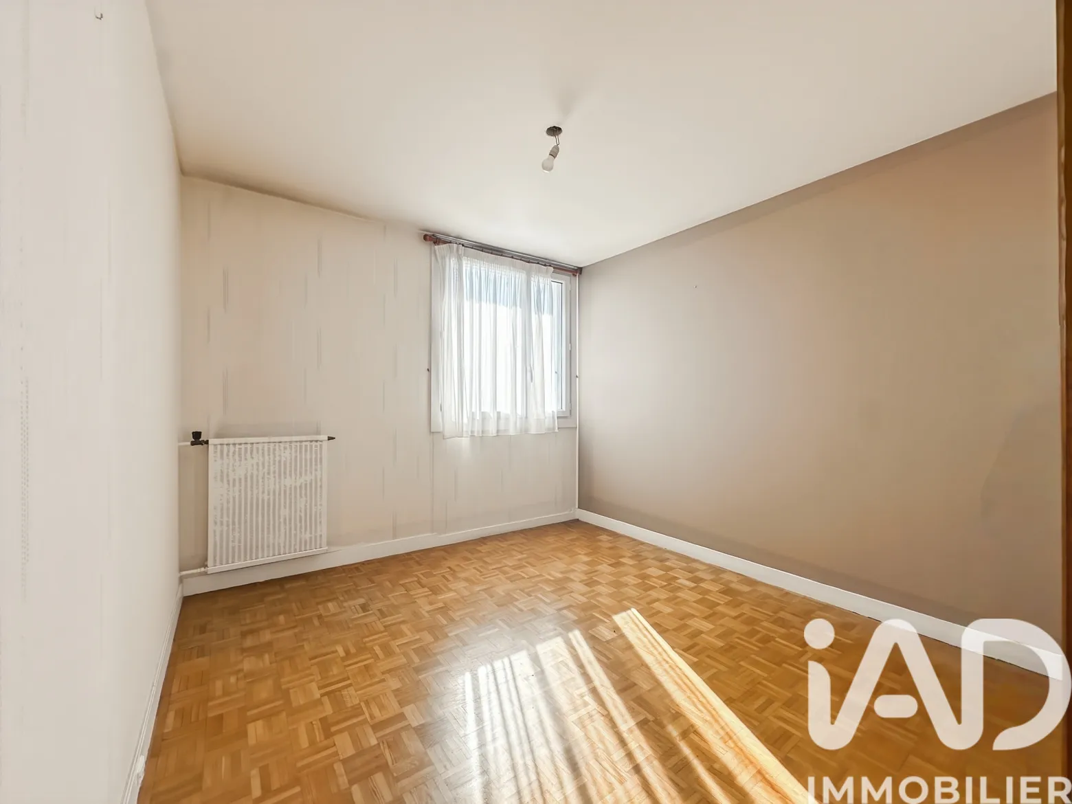 Vente appartement à Ballainvilliers (91160) : appartement 5 pièces 90 m² - 1963675 — 2