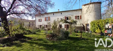 Farm in Beauvoir-sur-Niort (79360)