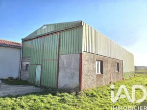 Grange à Mangiennes (55150)