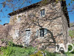 Maison de campagne à Arcens (07310)