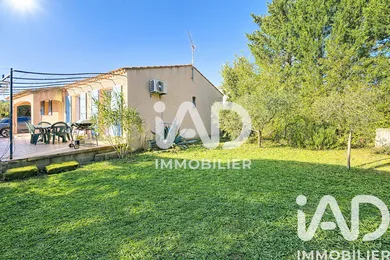House in Eyguières (13430)