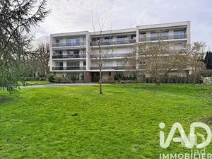 Apartment in Vaucresson (92420)