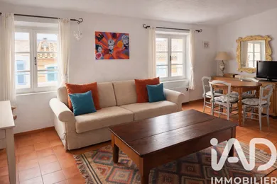 Apartment in Saint-Tropez (83990)