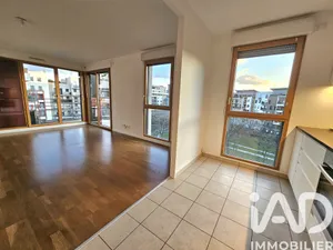 Apartment in Asnières-sur-Seine (92600)