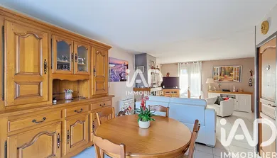 Detached house in La Ville-du-Bois (91620)