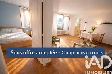 Apartment in Courbevoie (92400)