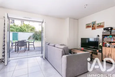Apartment in Villeurbanne (69100)