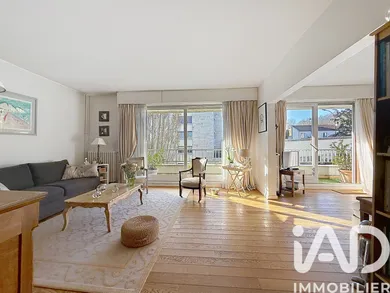 Apartment in Saint-Germain-en-Laye (78100)