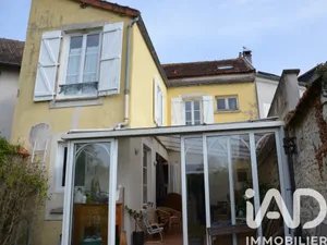 Townhouse in Fontainebleau (77300)