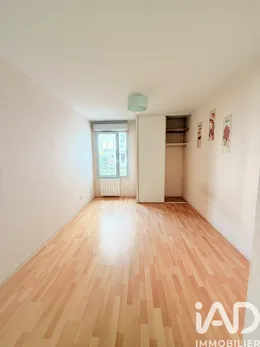 Apartment in Villeurbanne (69100)