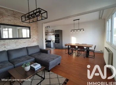 Townhouse in La Rochefoucauld (16110)