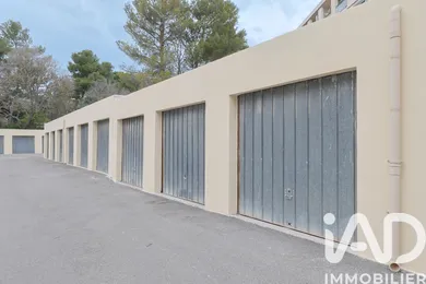 Garage in Aix-en-Provence (13100)