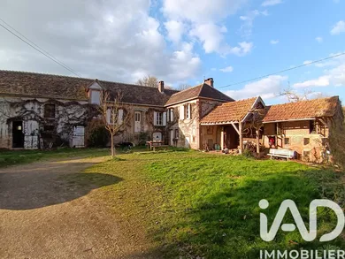 Maison de campagne à Villiers-Saint-Benoît (89130)