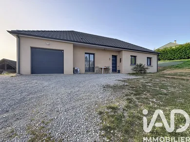 Maison à Saint-Clément (19700)