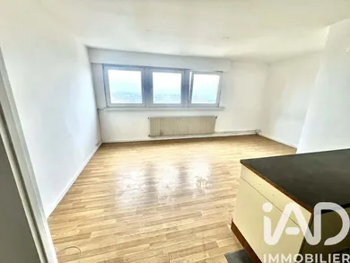 Studio à Lille (59000)
