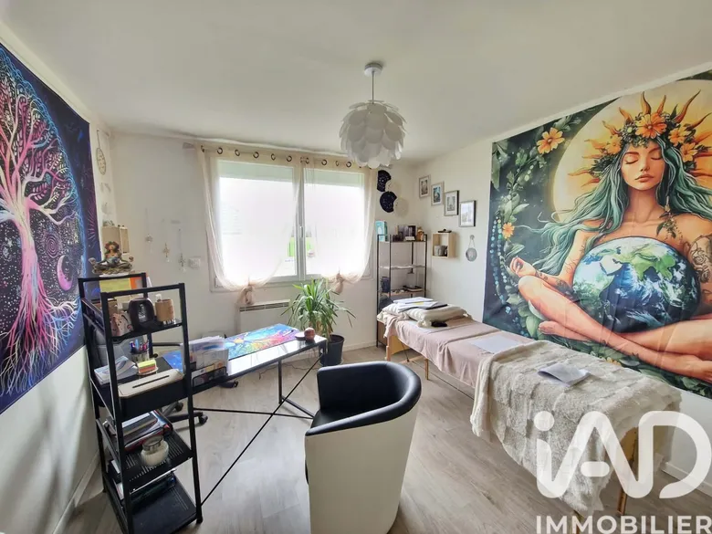 Maison 5 pièces 132 m² · à Amilly · 132 m² · 127 000 €