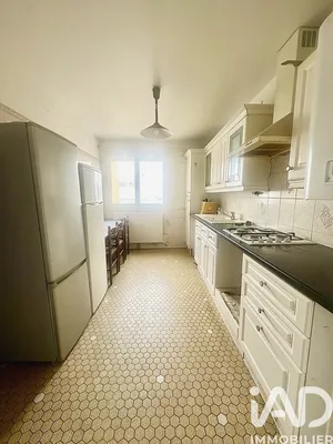 Apartment in Vitry-sur-Seine (94400)