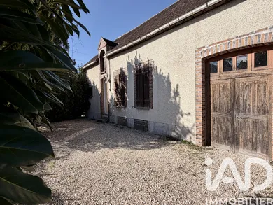 Maison de village à Étigny (89510)