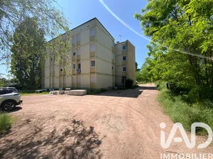 Building in Carling (57490)