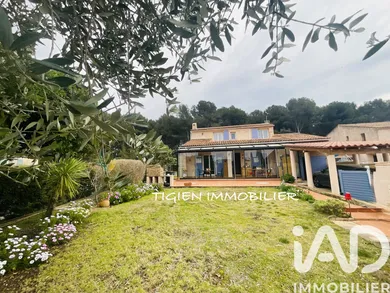 Traditional house in Six-Fours-les-Plages (83140)