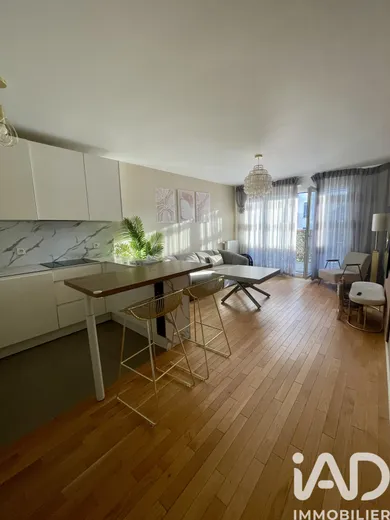 Appartement à Suresnes (92150)